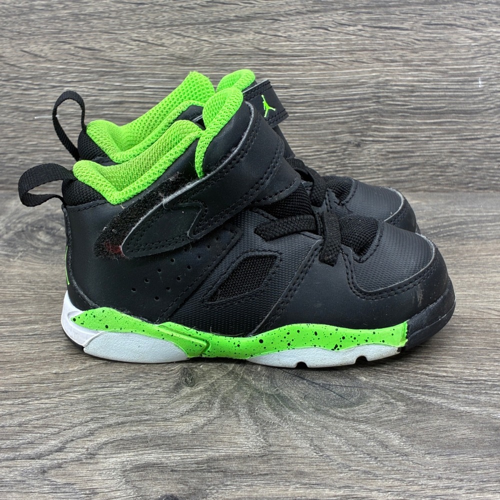 Jordan‎ 6 Retro Toddler Kids Sneakers Shoes Size 6C Black Green DM1687-003 - Picture 2 of 9